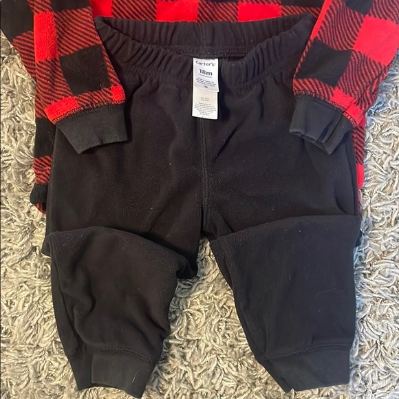 Carter’s 2-piece fleece outfit- Toddler - Picture 4 of 4